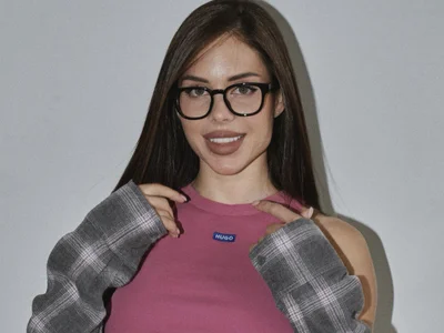 wow_lovie webcam livesex profile in young cams